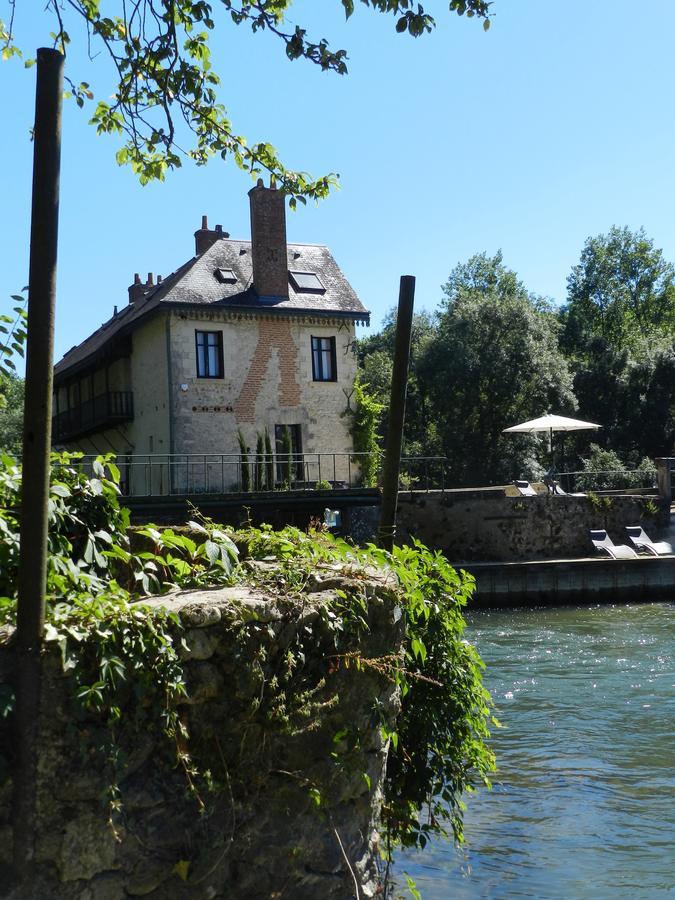 Bed and Breakfast Moulin De La Chevriere Saché Exterior foto